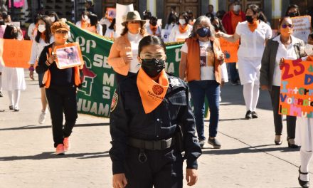 Conmemora Ayuntamiento de Huamantla Día Naranja con una caminata