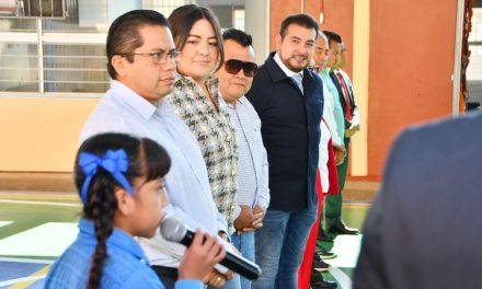 La educación es esencial para Huamantla y México: Salvador Santos Cedillo